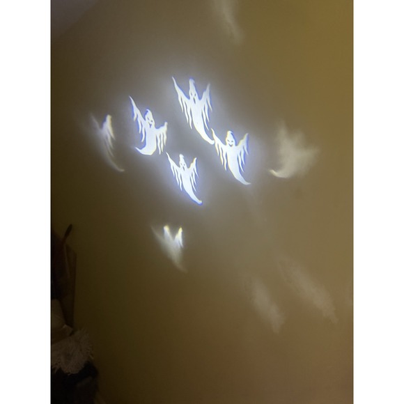 Chasing Ghosts Lightshow Projector Gemmy Motion Halloween - Picture 6 of 10